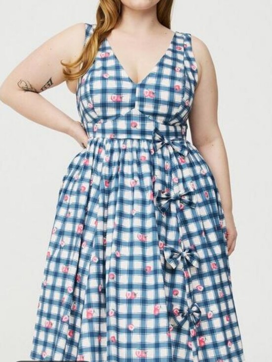 torrid Dresses & Skirts - Torrid  retro chic V neck Bow Detail  Gingham Strawberry print Sleeveless Dress